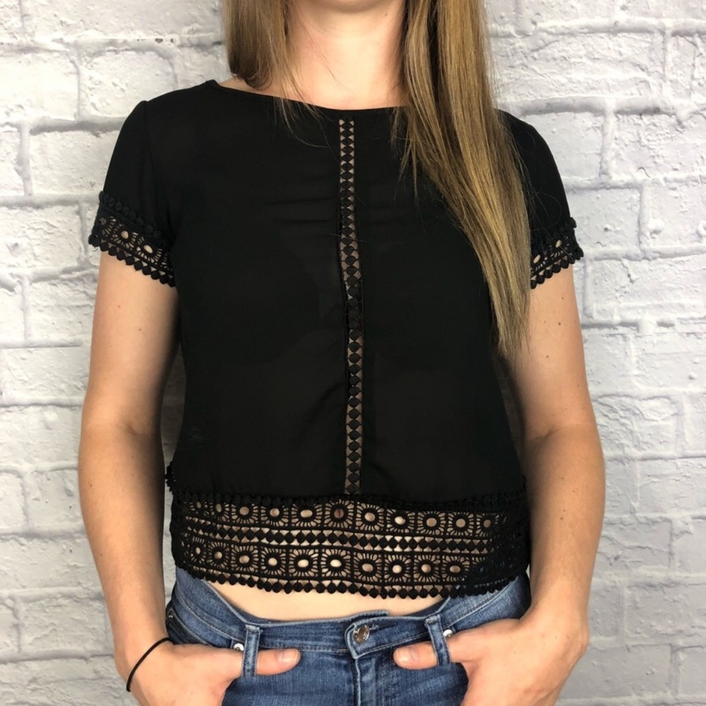 🍃Japna Black Sheer Crochet Hem Crop Top